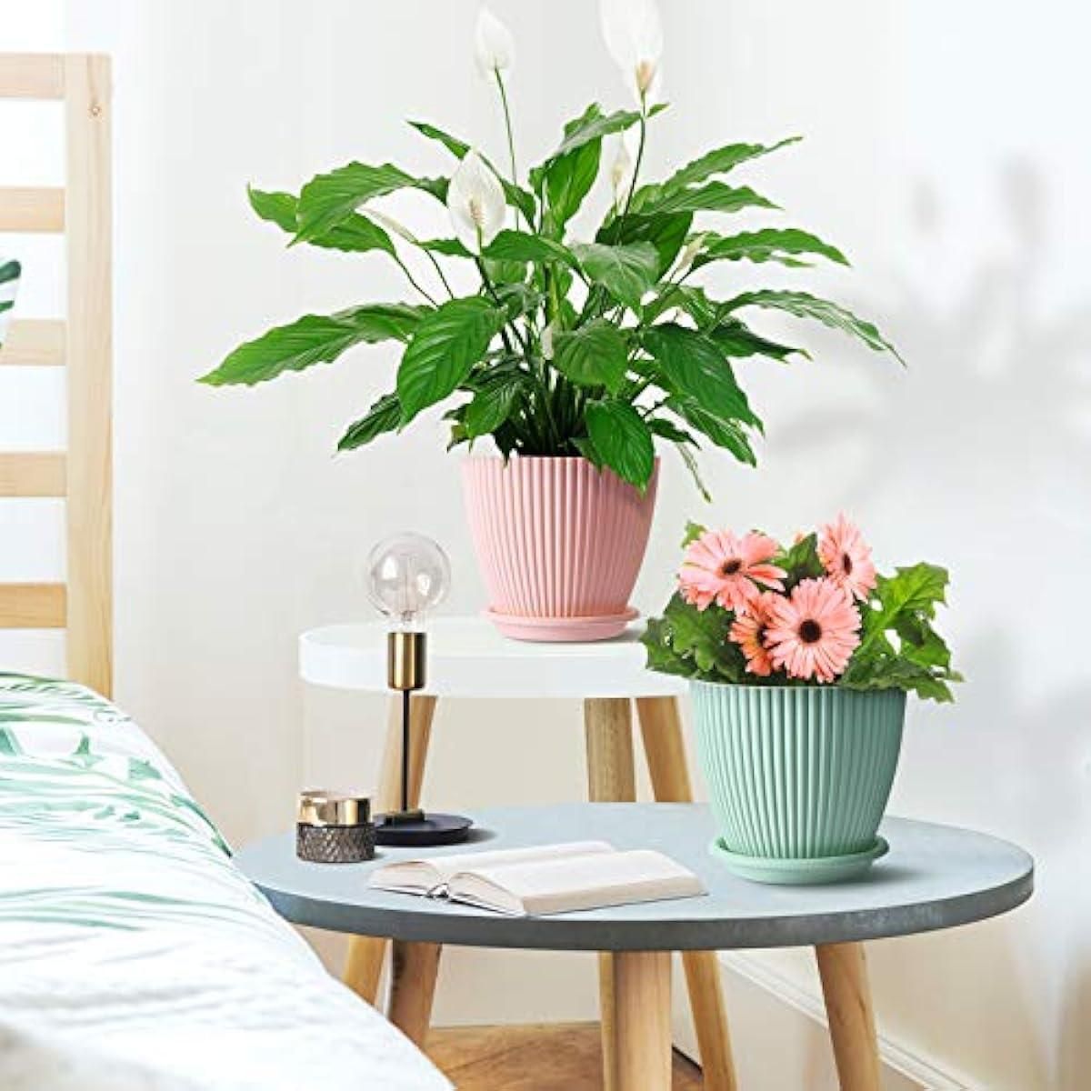 Round Plastic Flower Pot with Drainage Tray